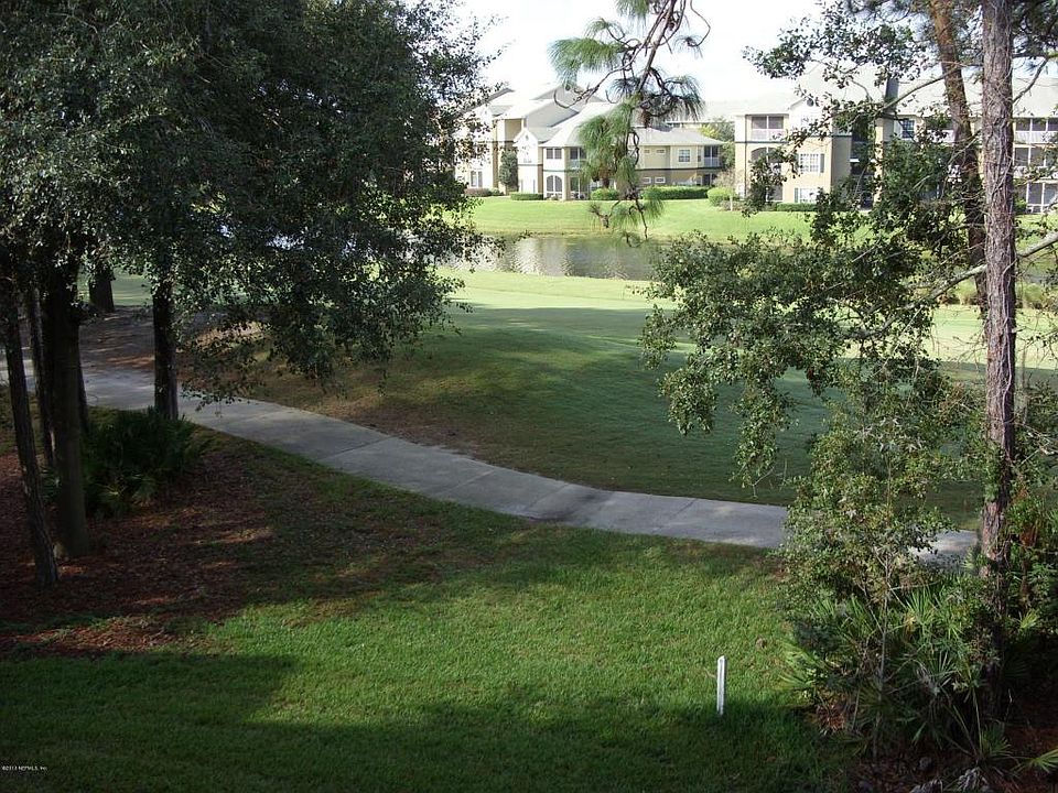 2nd image of 13810 N Sutton Park Dr #229