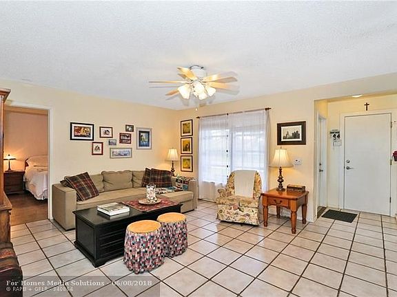 4th image of 11825 NW 37th St