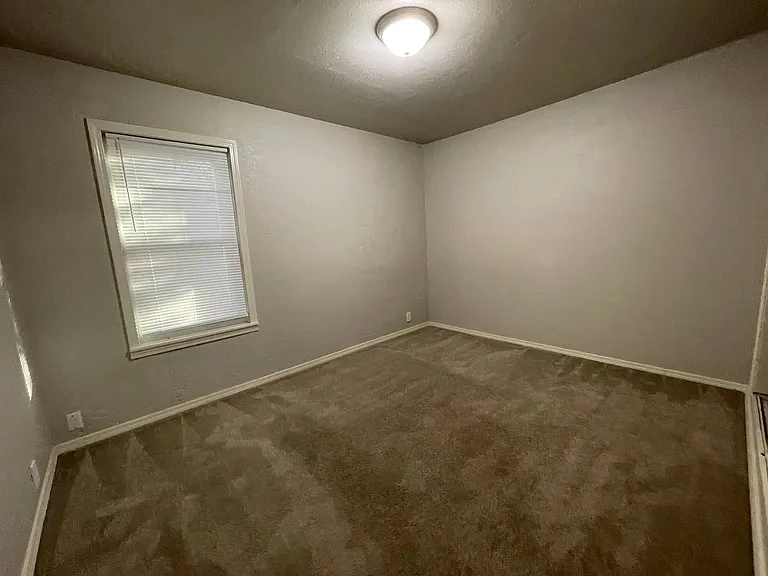 1807 Comanche St NW — Photo 19