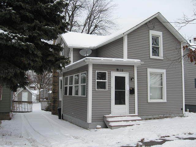 2nd image of 1119 E Church St