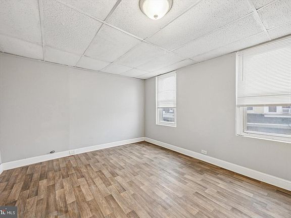 5th image of 1519 Womrath St