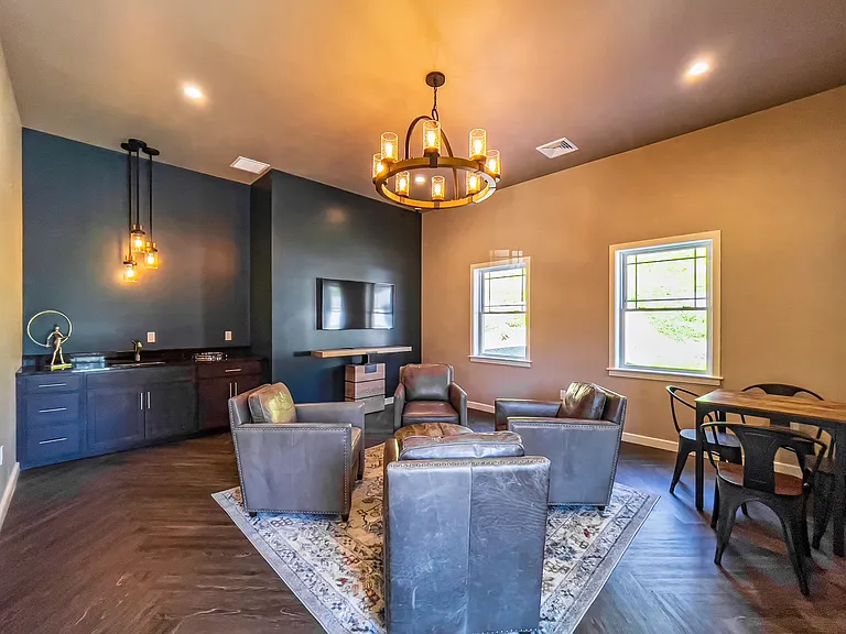 Westledge Apartments — Photo 71