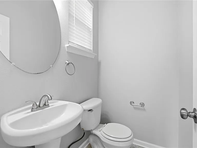 218 Ranier Ct — Photo 15