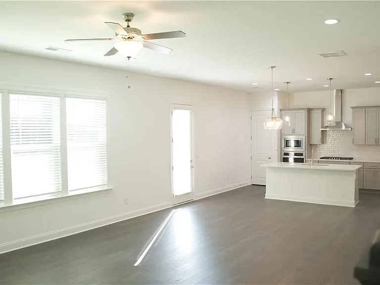 4381 Encore Blvd — Photo 4