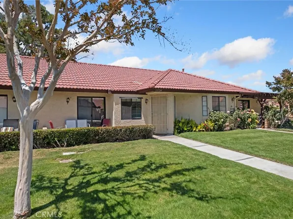 11734 Cottonwood Dr, Apple Valley, CA 92308