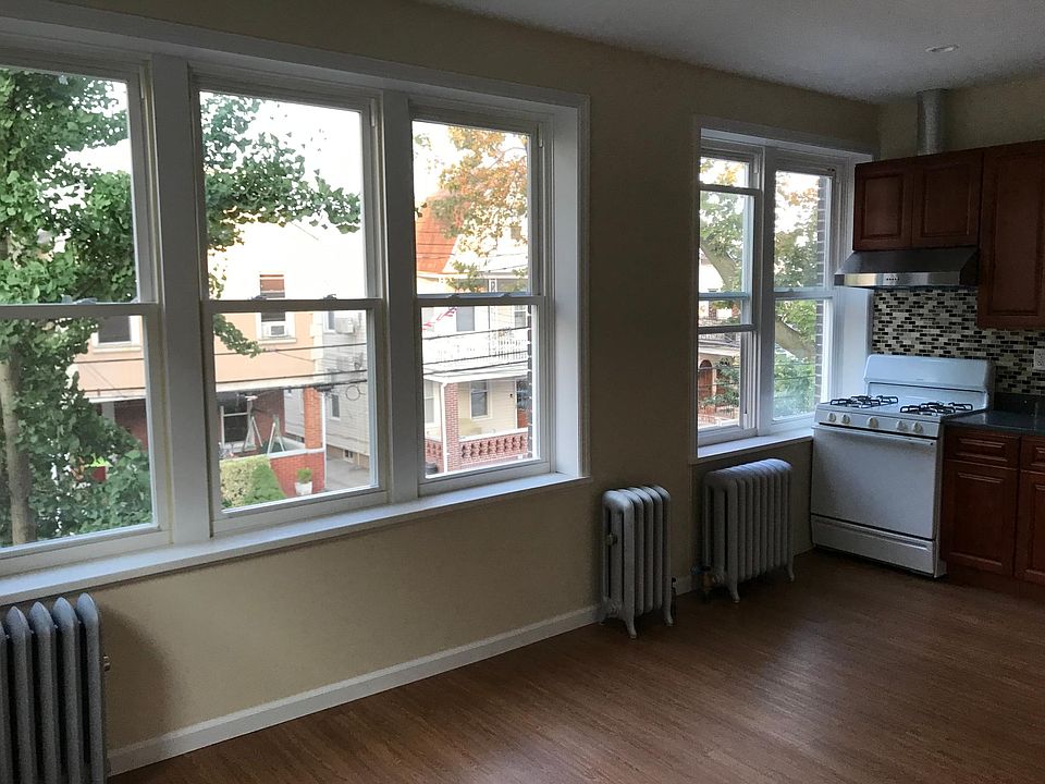 Living room / kitchen