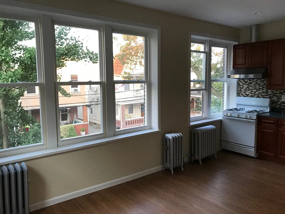 Living room / kitchen