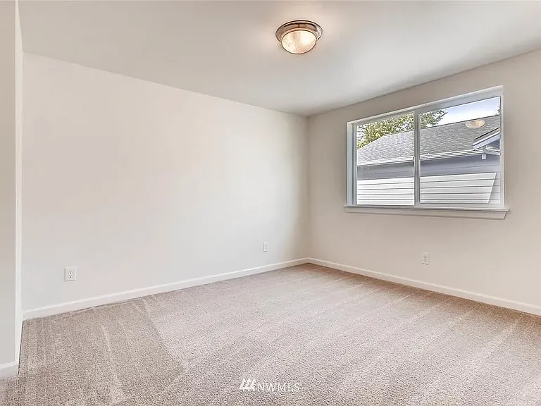 318 SW 106th St — Photo 17