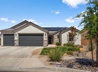 206 N Sage Crest Cir, Washington, UT 84780