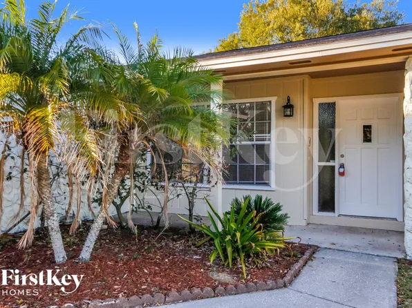 3814 Treadway Dr, Valrico, FL 33594