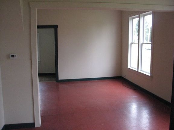 Additional Living Room