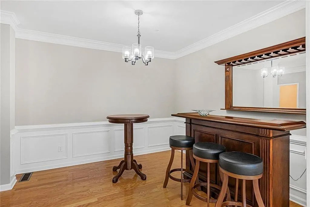 3 bed, 3.5 bath, 2664 sqft, $2,950 — Photo 4