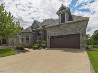 4264 Saint Francis Ct, Avon, OH 44011