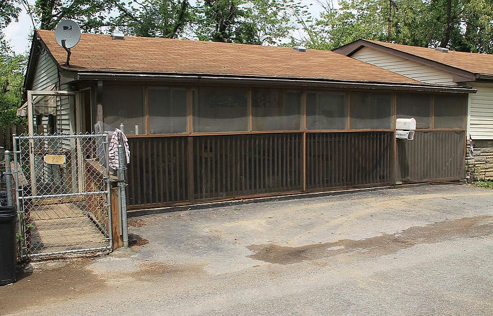 2nd image of 72 Southview Rd