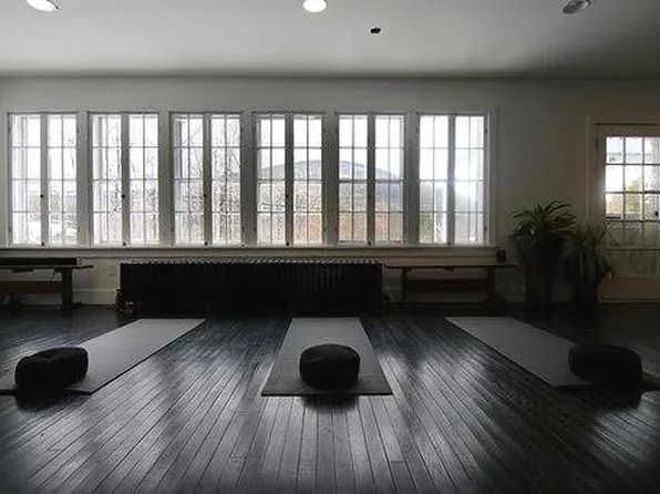 4228 Route 212, Lake Hill, NY