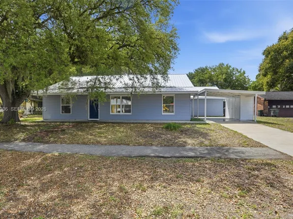 210 E Sugarland Cir, Clewiston, FL 33440