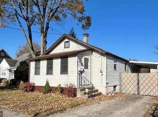 213 W 4th St, Florence, NJ 08518