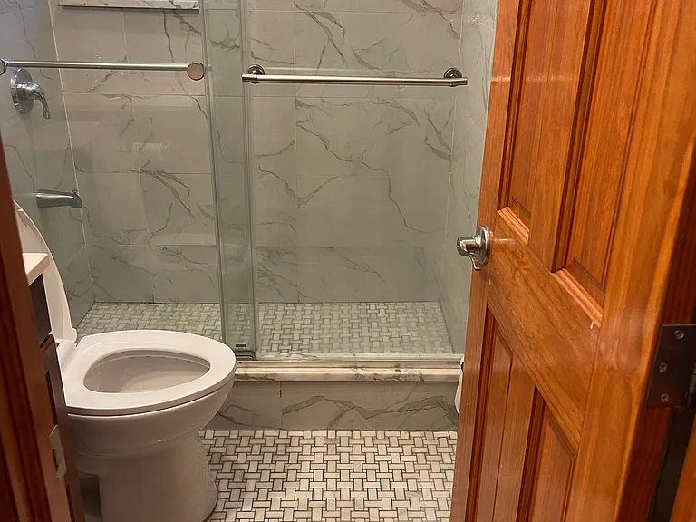 1056 Saint Nicholas Ave #1J — Photo 2