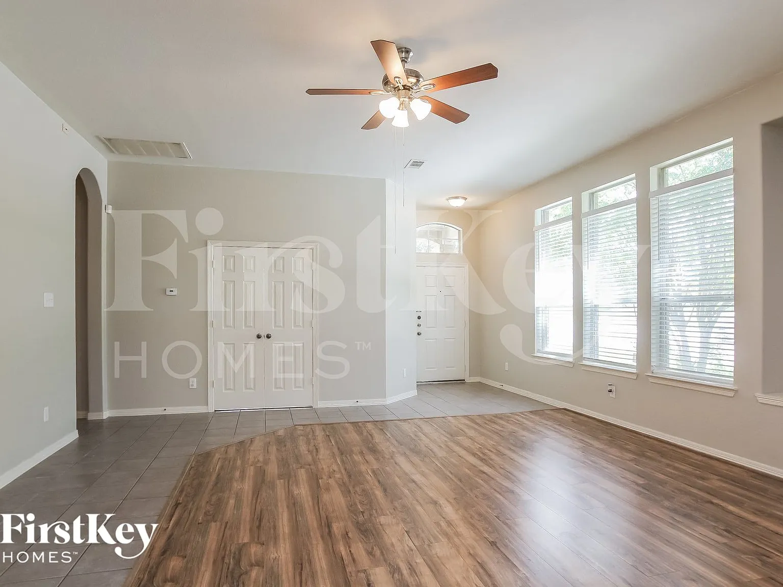 4 bed, 2.0 bath, 1769 sqft, $2,050 — Photo 4