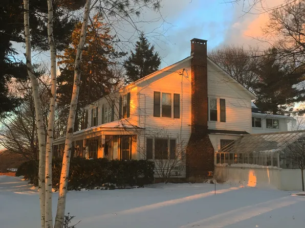 9411 Sandrock Rd, Eden, NY 14057