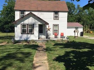 725 N Main St, Ironton, MO 63650