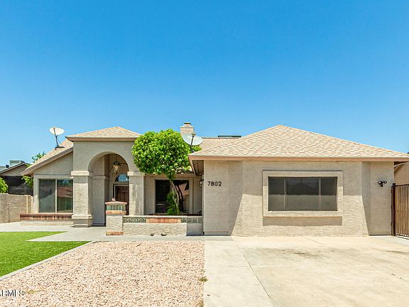 3rd image of 7802 W DREYFUS Drive