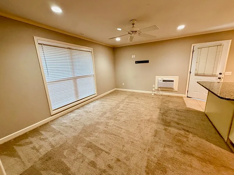 217 Cordillo Pkwy #C7 — Photo 6