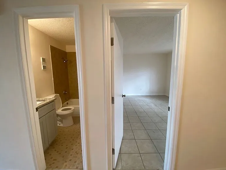 19 Woodston Ln — Photo 15
