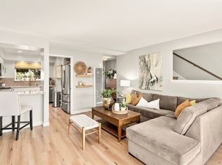 17226 Nisson Rd APT C, Tustin, CA 92780