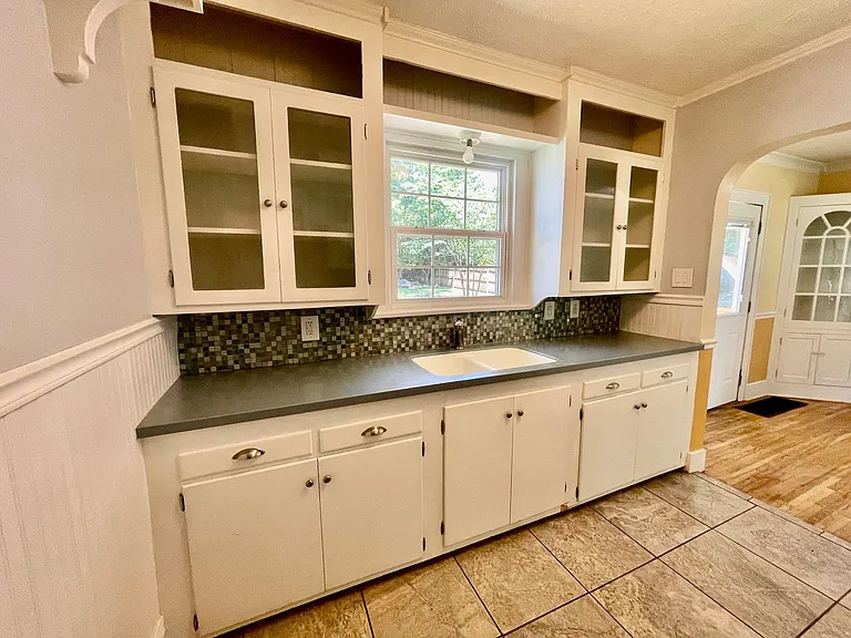 1715 S Kimbrough Ave — Photo 16