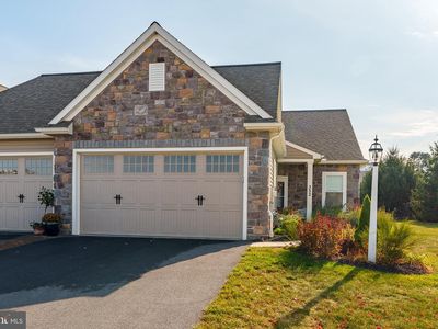 352 Meadow Rose Dr, Lititz, PA, 17543