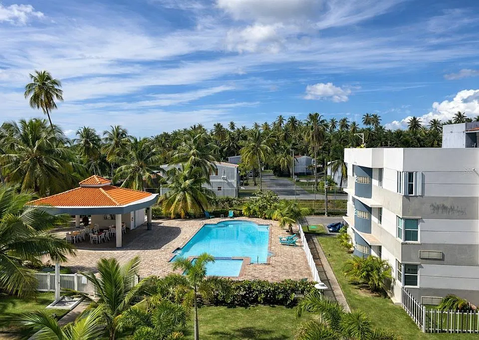 PH 1-A Arroyo Beach Resort #PH1-A