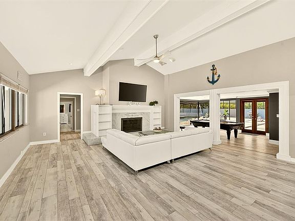 5th image of 1725 Long Bow Ln