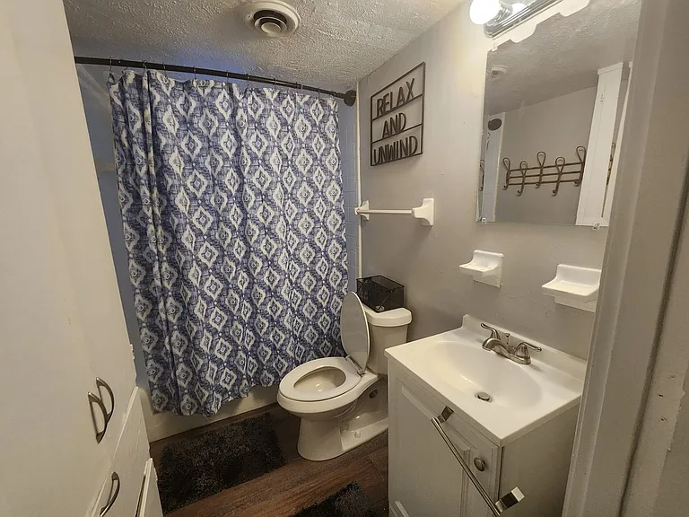917 Oakview Ave — Photo 14