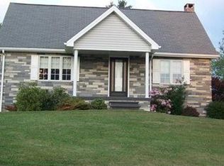 296 Barnard Rd, Fredericktown, PA 15333