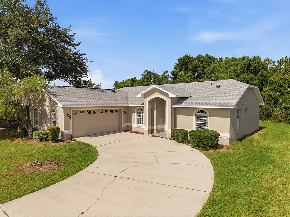 2368 Sweetwater Blvd