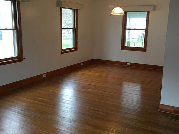 2nd image of 70 Ernst Ave