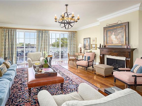 4th image of 1110 W Ivanhoe Blvd Unit 10