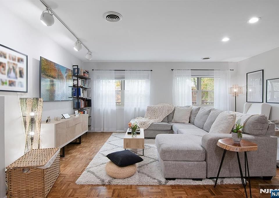 1st image of 361 Claremont Ave APT 13