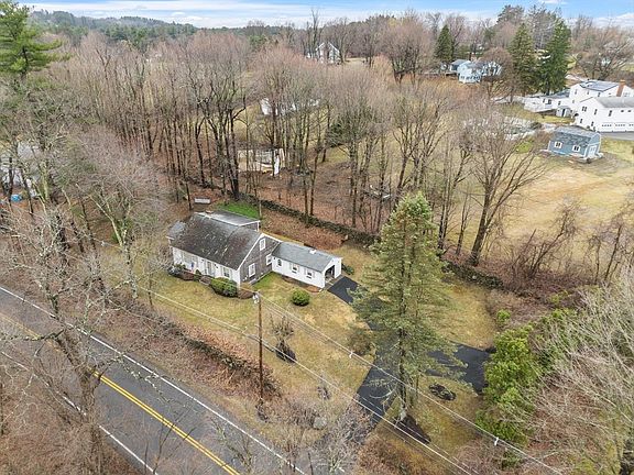 3rd image of 348 Leominster Rd