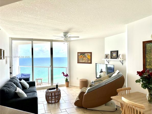 16699 Collins Ave APT 2309