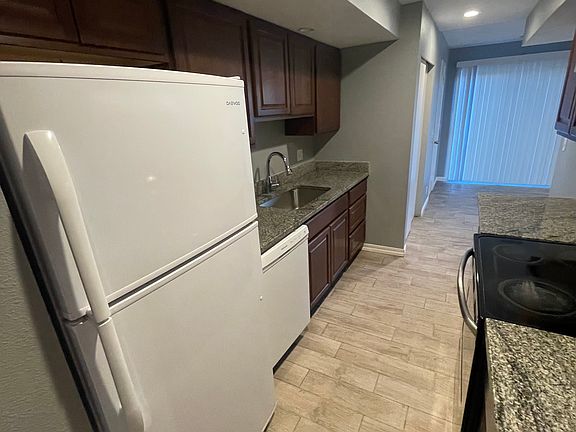 3rd image of 645 E Carmel Dr