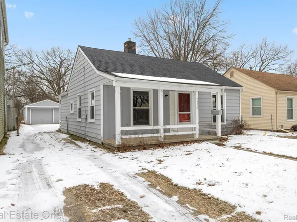 4472 Carnegie St, Wayne, MI 48184