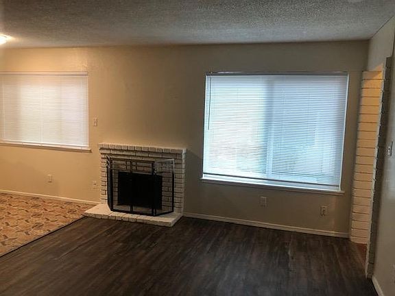 4th image of 2912 Norcade Cir APT 3