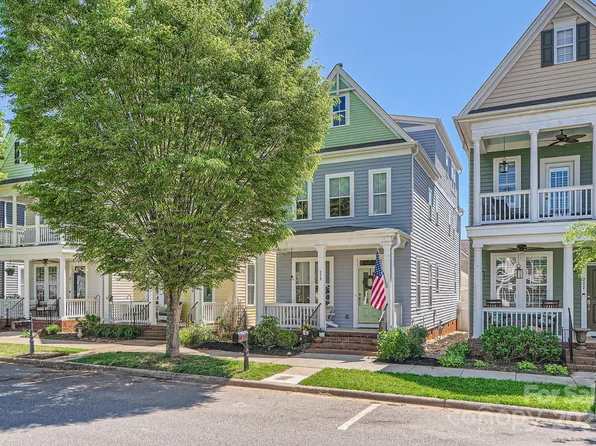 275 Bridges Farm Rd, Mooresville, NC 28115