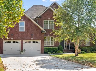 2225 Ellington Gait Dr, Clarksville, TN 37043