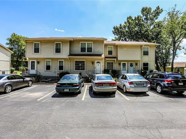 161 Dartingbird Dr #B, Eureka, MO 63025