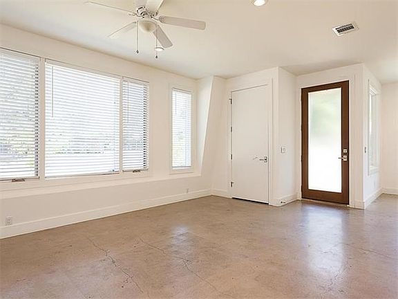 2nd image of 5309 Guadalupe St #B