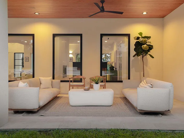 1800 Bay Hill Dr — Photo 33