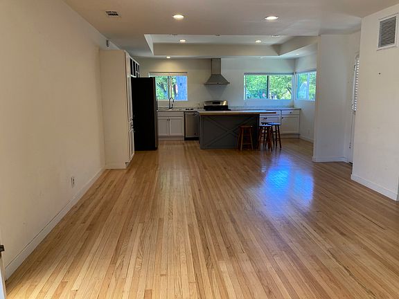 2nd image of 1388 Merrywood Dr
